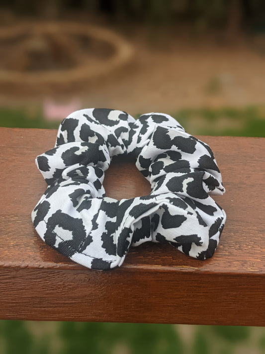 Australian made Scrunchie - (White Leopard)